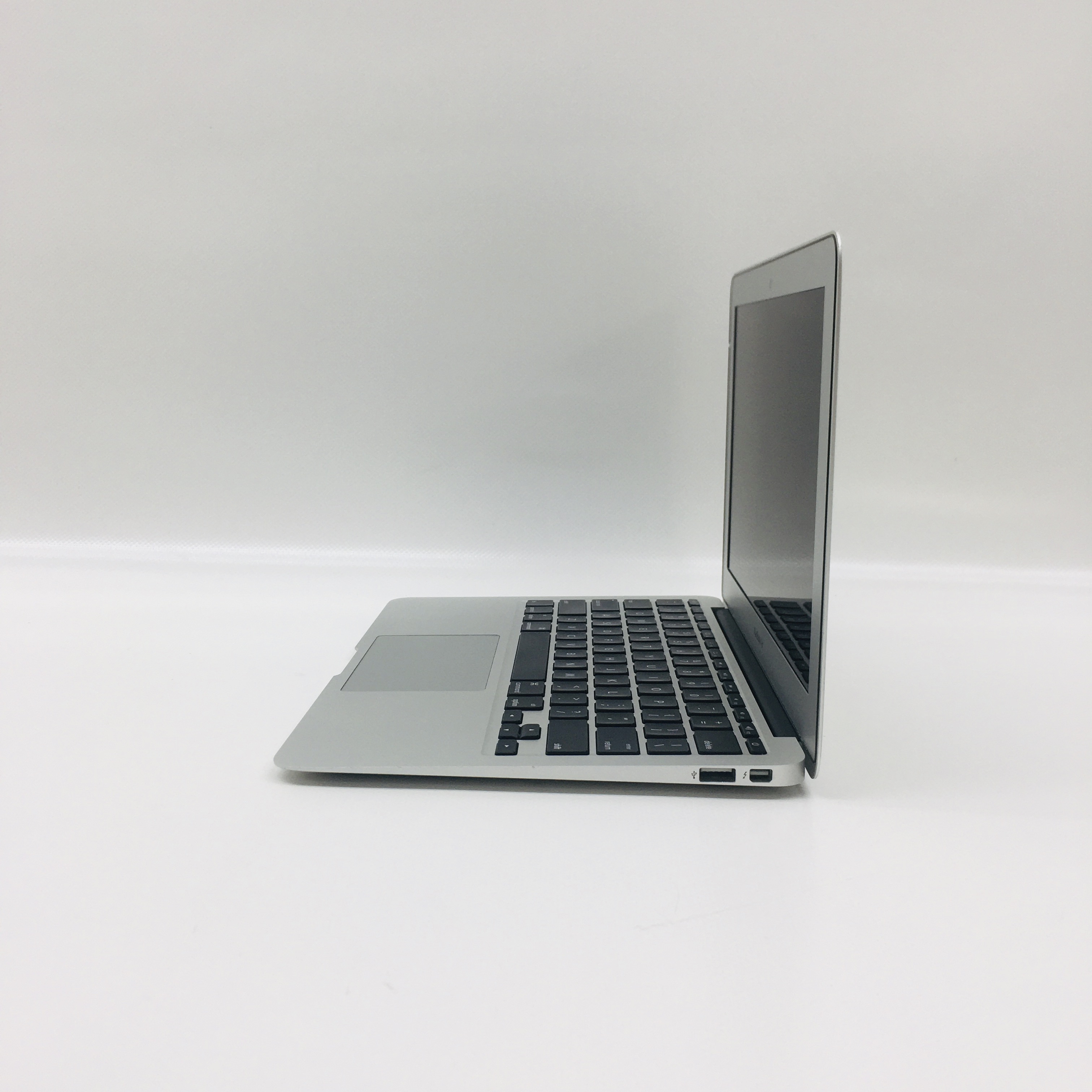 MacBook Air 11" Mid 2012 (Intel Core i5 1.7 GHz 4 GB RAM 128 GB SSD), Intel Core i5 1.7 GHz, 4 GB RAM, 128 GB SSD, image 3